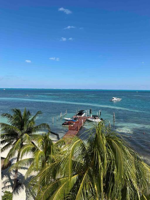 Апартаменти Amazing Ocean Front. 418 Канкун Екстер'єр фото